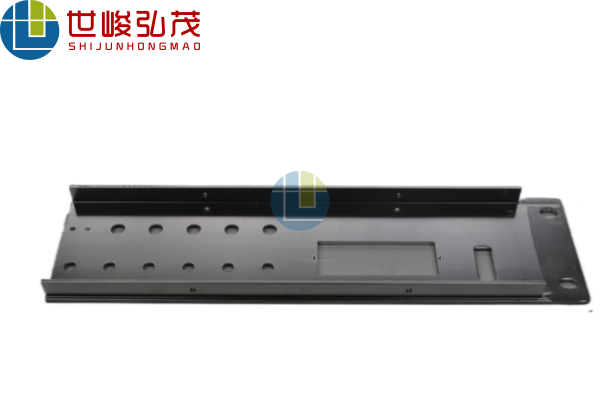 汽車功放面板鋁型材 精密深加工 沖孔拉絲